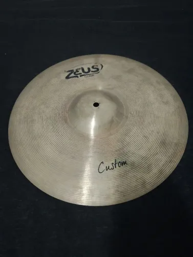 Pratos Zeus custom crash 16 polegadas