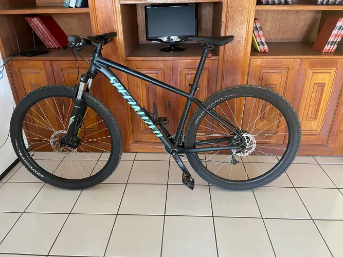 Bicicleta Specialized Rockhopper sport 29