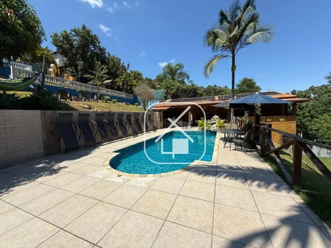 Chácara com 7 dormitórios para alugar, 2000 m² por R$ 7.255,00/mês - Serrote - Guararema/S