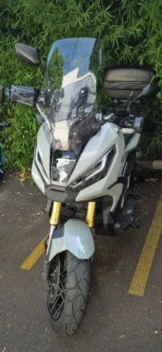 X ADV 750 - 2024