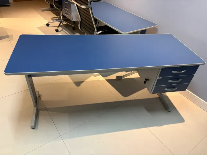 Mesa de escritório 