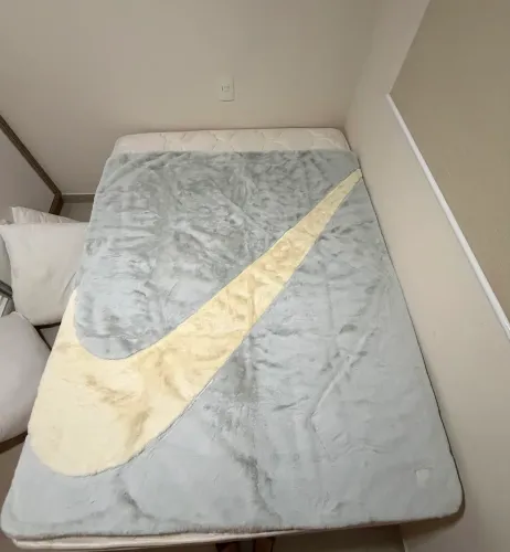 cobertor Nike sportswear plush 