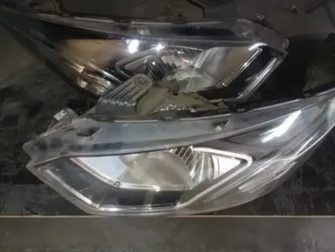 PAR FAROL LED ÔNIX PRISMA FRENTE BAIXA.