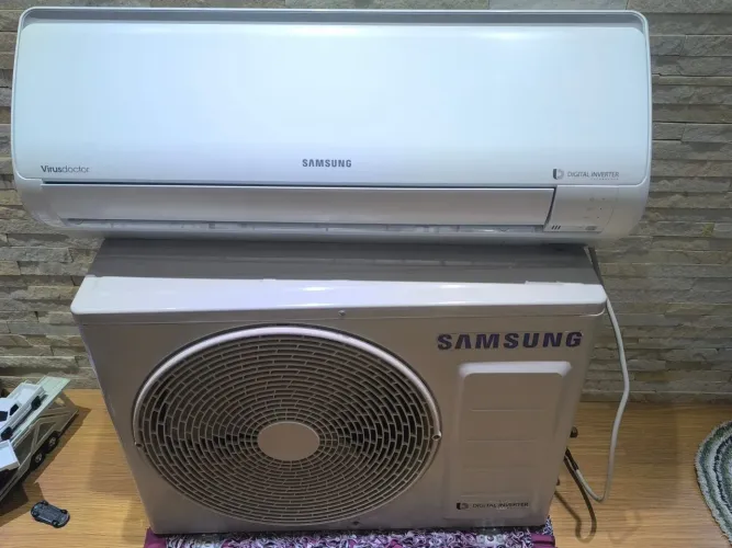 Vendo samsung inverter 12btus