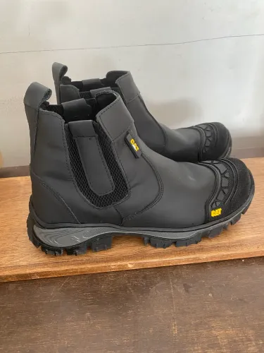 Bota coturno botina CAT