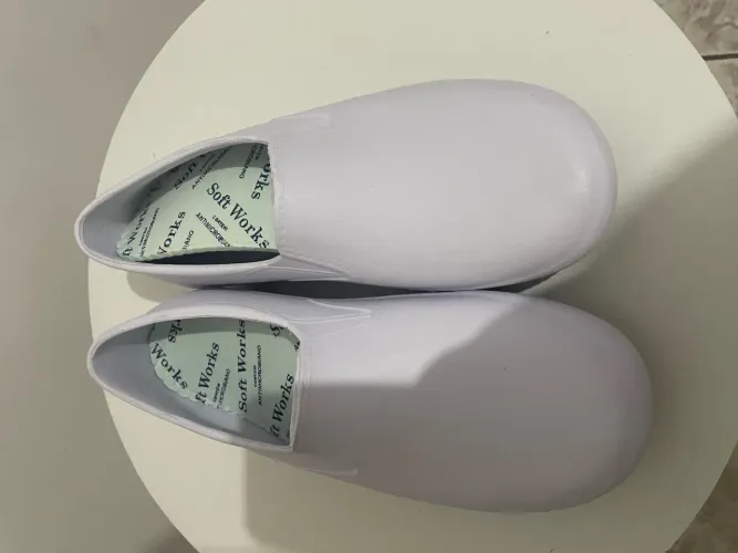 sapatos profissionais brancos da marca Soft Works, modelo BB80