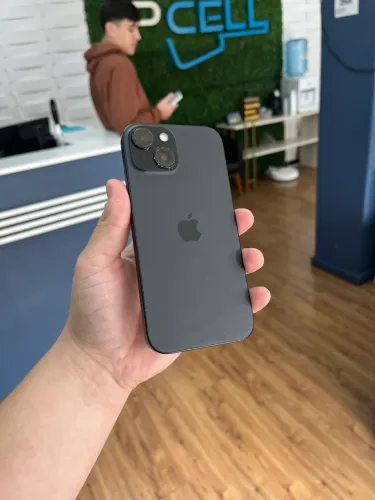 iPhone 15 - 128GB