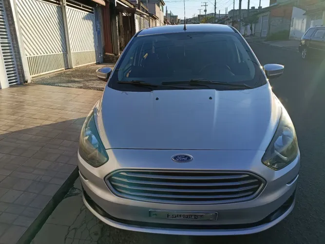 Ford KA 1.5 Sedan SE Plus 12V Flex 4P Mec. 2020