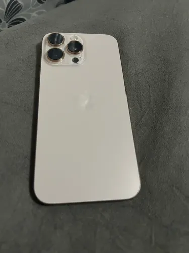 iPhone 16 pro Max super conservado