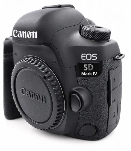 Canon 5d Mark iv com apenas 5.267 cliks