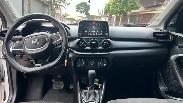 Fiat Cronos Drive 1.3 8V Flex Aut. 2023
