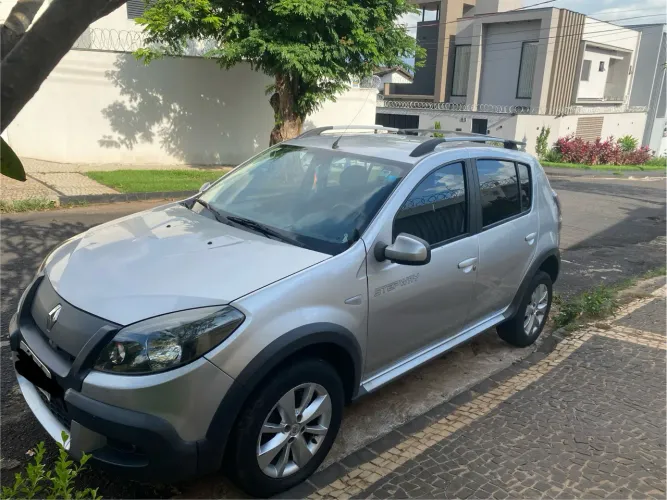Renault Sandero Stepway Hi-flex 1.6 16V 5P Aut. 2013