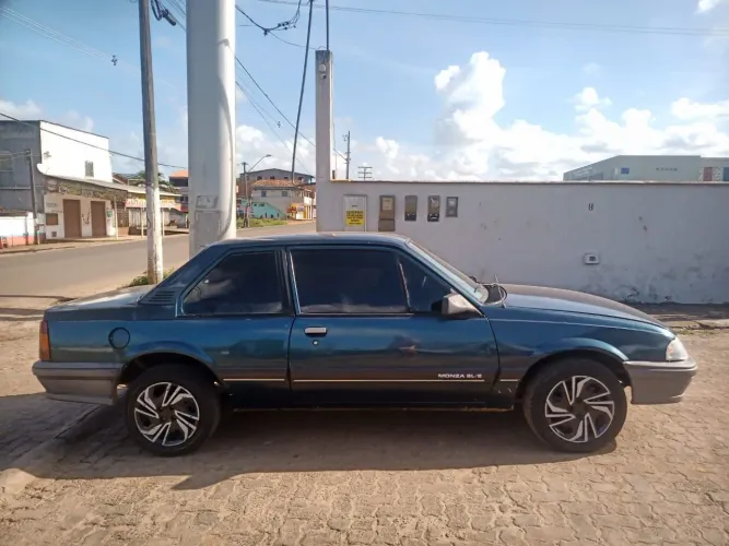 Chevrolet Monza GL 2.0 Efi/sl/l/650/club/barc.2e4p (álcool) 1993