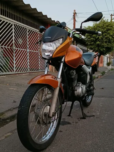 Vende-se Titan 150 Mix
