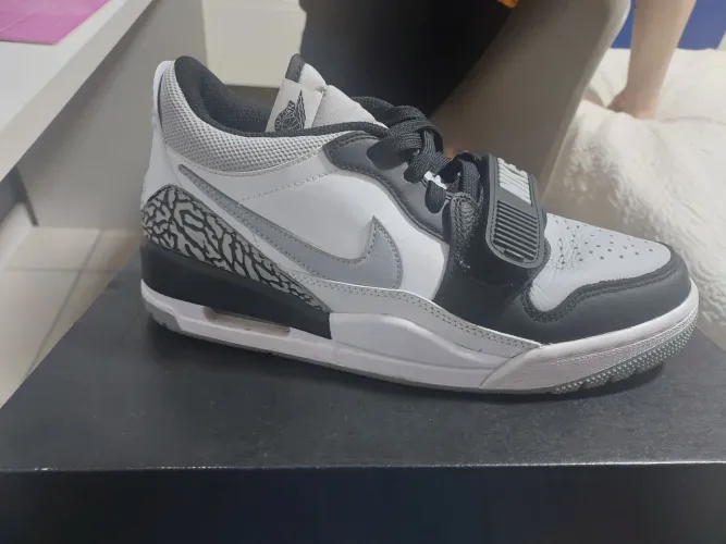 Air Jordan Legacy 312 Low