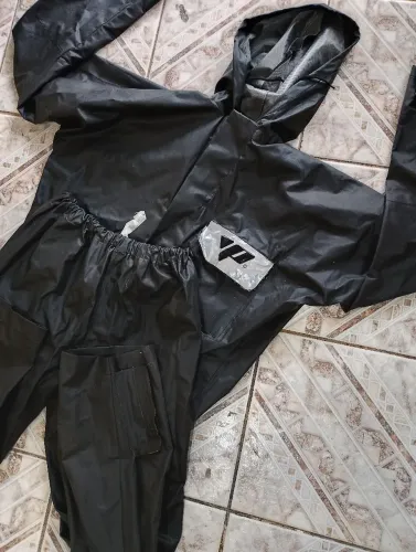 Capa de chuva panteiro