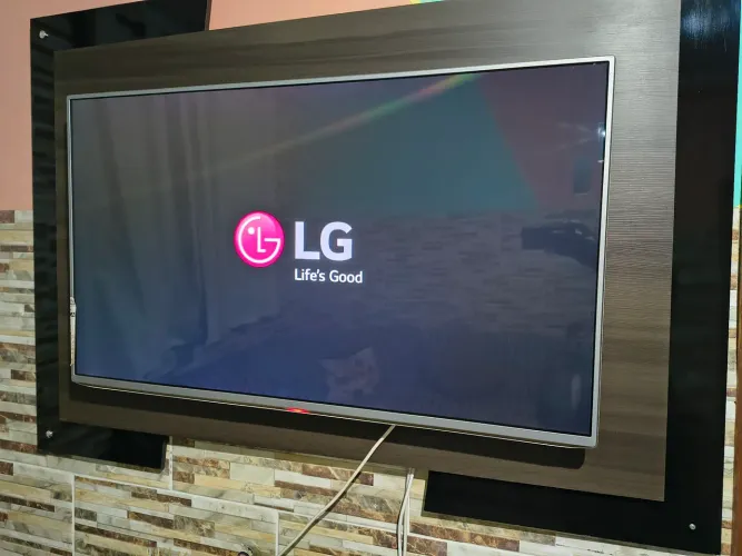 SMART TV LG FULL HD 49 polegadas 