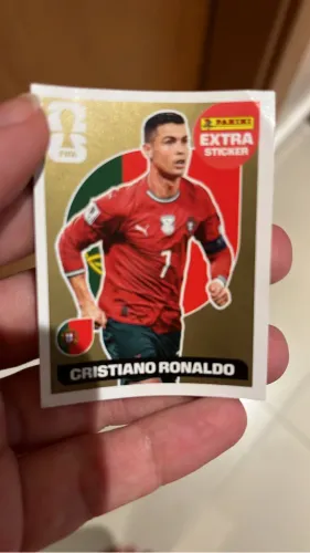 Extra Sticker Gold Cristiano Ronaldo Legend