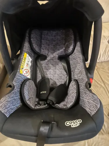 Kit carrinho + bebê conforto