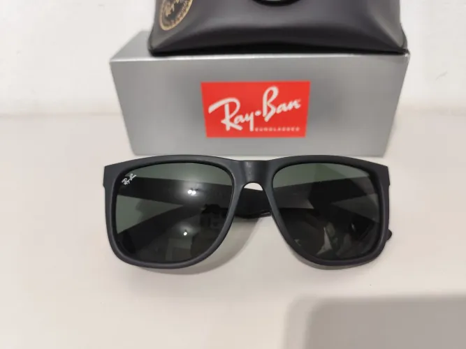 Óculos Ray Ban Justin Classic 