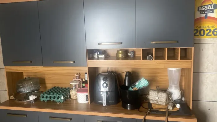 Vendo móveis sem marcas de uso faço o pacote  