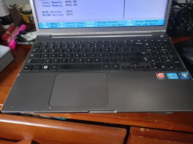 Notebook Samsung i7 2th 8 GB RAM