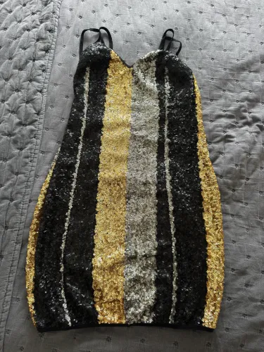 Vestido lança perfume