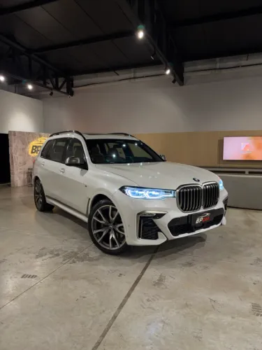 BMW X7 M50i 4.4 V8 Bi-TB AUT 2022