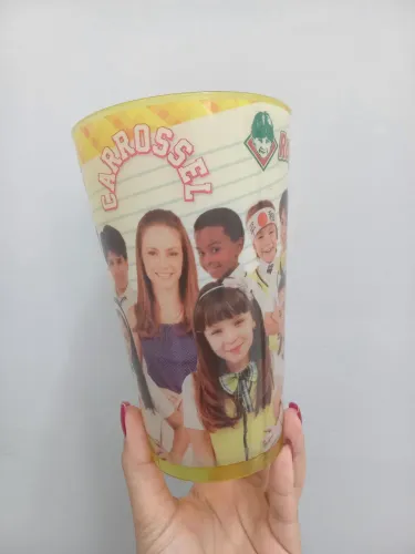 Copo Novela Carrosel com Maysa e Larissa Manoela