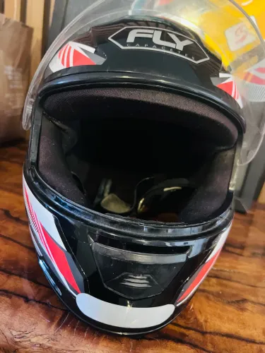 Capacete