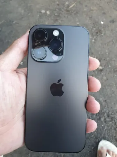 IPhone 14 Pro impecável