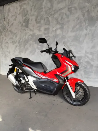 HONDA ADV 150