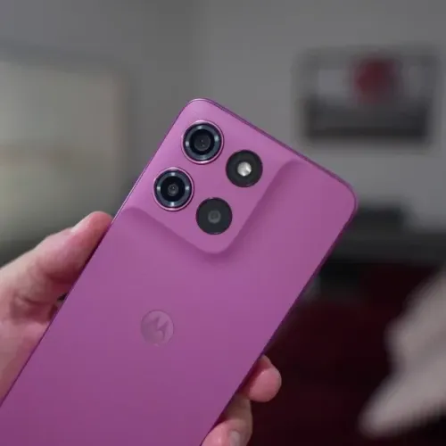 Lançamento Motorola Moto G17 128GB 4GB RAM 4G Rosa Pronta Entrega