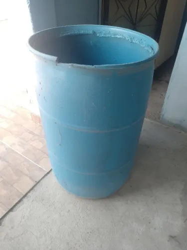 Galão azul de 200l