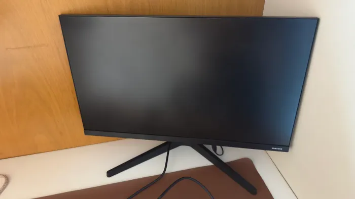 Samsung T350 - Monitor Gamer 24 polegadas