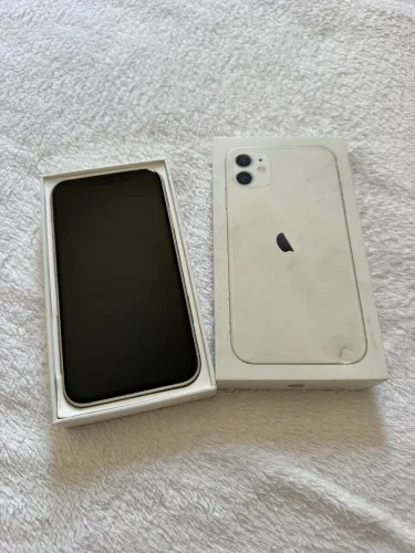 IPHONE 11 - 64GB