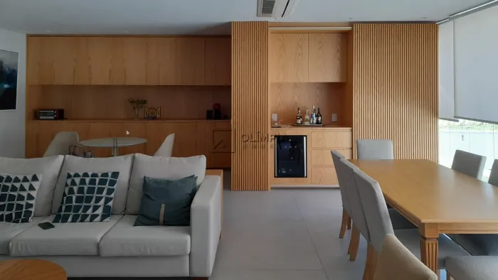 Venda Apartamento 2 Dormitórios - 186 m² Moema