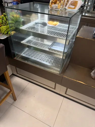 Vitrine quente