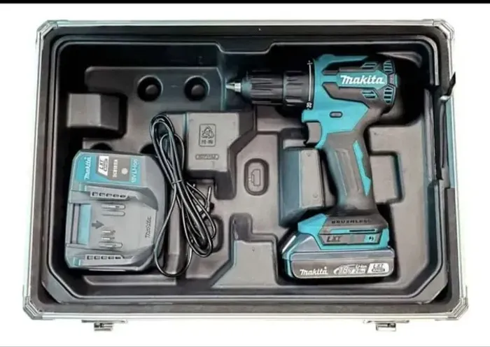 MALETA MAKITA EDIÇÃO ESPECIAL...NOVA