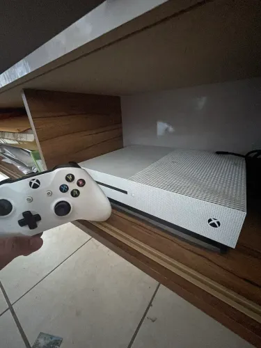 XBOX ONE S 500GB 