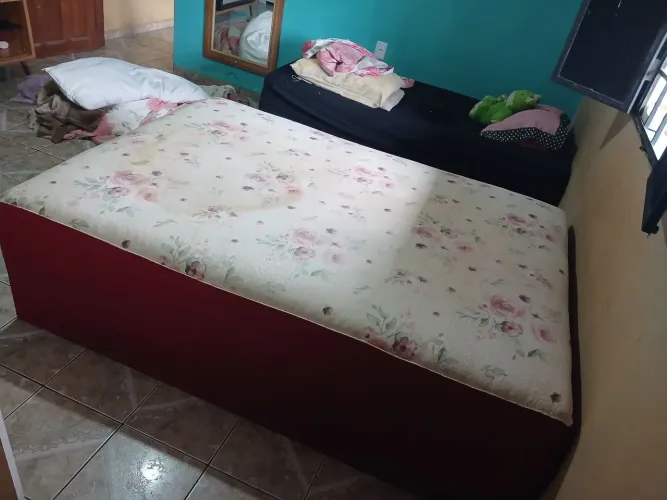 Cama box com mola