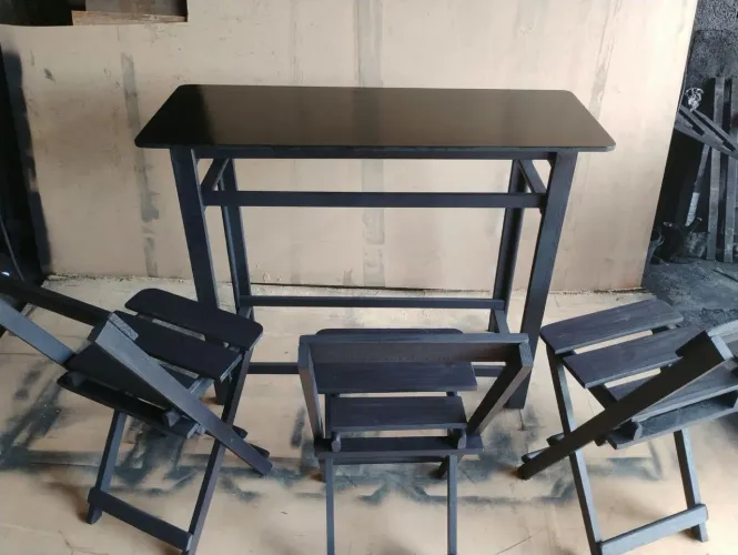 Aparador de sala tbm pode servir como Conjunto de Bistrô 