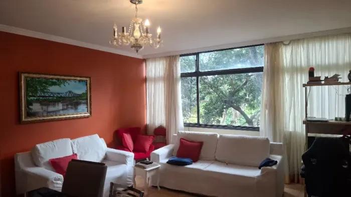 Localização Privilegiada - Apartamento na SQS 214, vazado, de canto, 3 quartos (1 suíte)