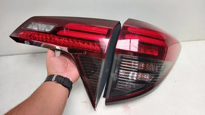Lanterna honda hr-v 18/21