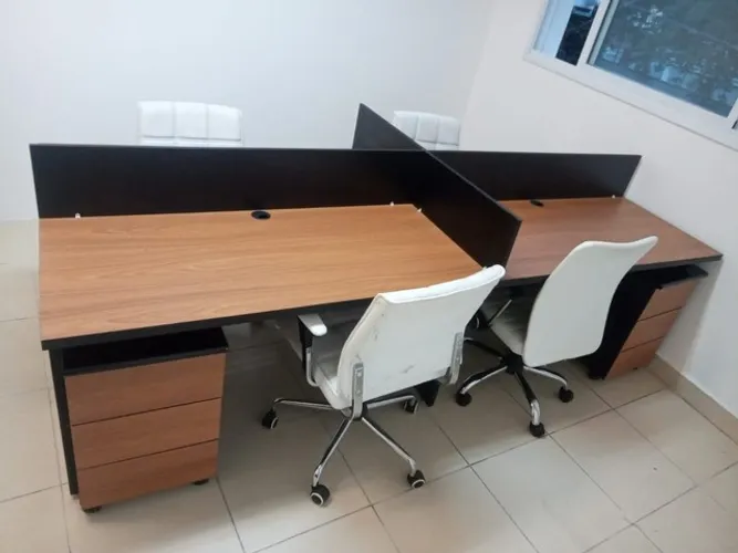 MOVEIS DE ESCRITÓRIO Plataforma de trabalho4 + gaveteiros volantes****leia a descrição****