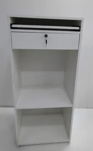 Balcão caixa com chave