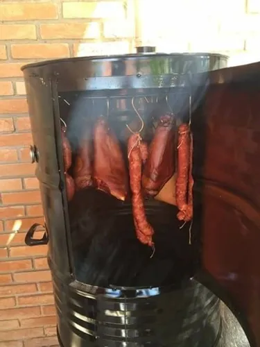 defumador feito de tambor 200 litros