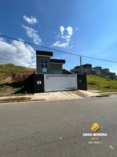Casa à venda em loteamento residencial de Atibaia