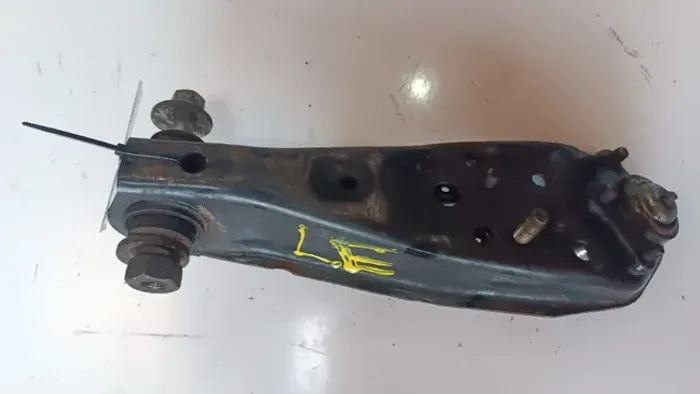 Bandeja/balança Inferior Le Kia Bongo 2.5 2005 A 2012