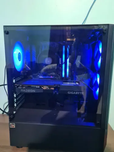 Pc Gamer Ryzen 5 4500 + RX6600 Eagle